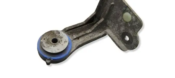 Peugeot 308 Intercooler pipe mounting bracket 9803778980