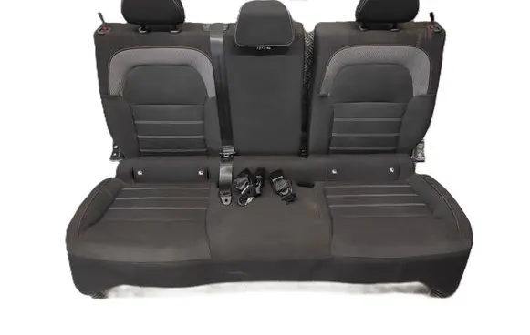 Dacia Sandero III Second row seats 