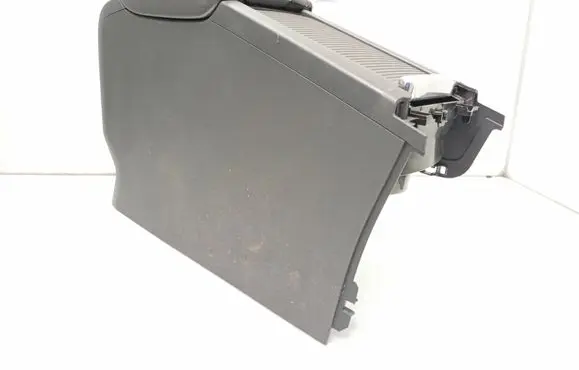 Volvo XC60 Armrest 30755596 1534546 1302435