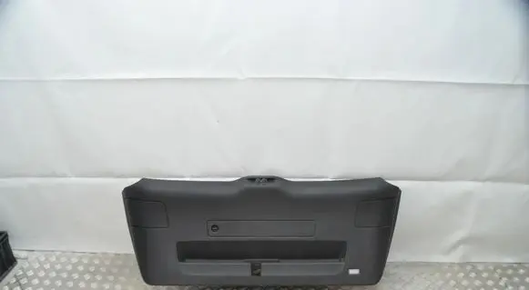 Audi Q5 SQ5 8R Tailgate trim 8R0867979B