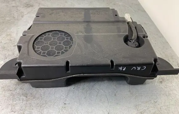 Honda CR-V Subwoofer speaker 81500T1GE811