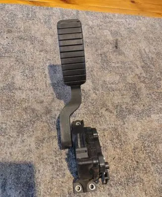 Renault Laguna II Accelerator throttle pedal 8200002904 6PV00811900