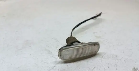 Audi A3 S3 8L Front fender indicator light 