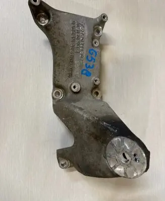 Volkswagen Touareg II Engine mounting bracket 7P0199307 ALS110MG