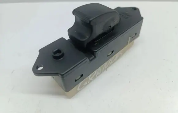 Mitsubishi Grandis Electric window control switch 514933
