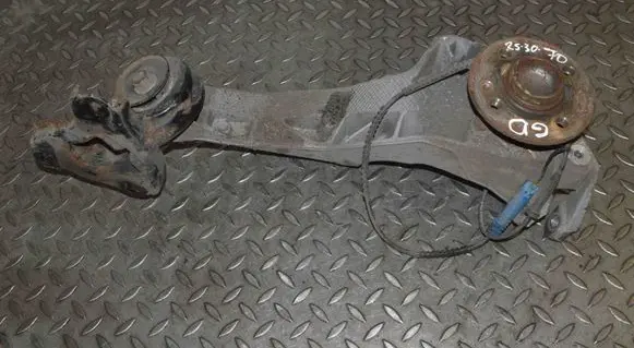 Mini One - Cooper Clubman R55 Rear wheel hub