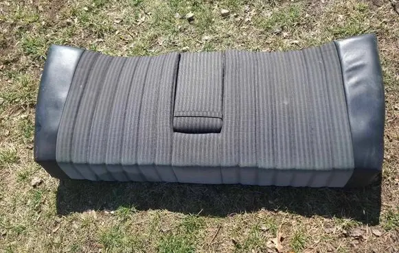 Mercedes-Benz 280 450 W116 Rear seat 
