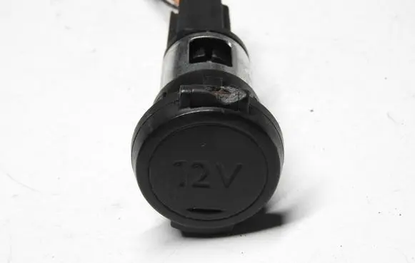 Peugeot 3008 I 12 V Socket (front) 9686219510