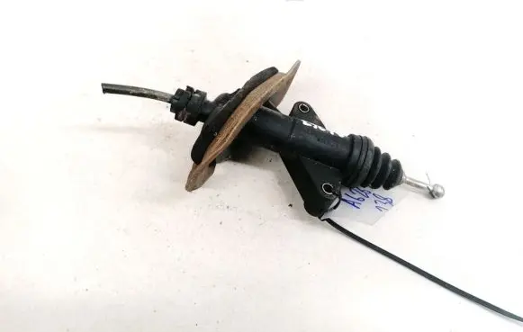 Ford Mondeo Mk III Clutch master cylinder 1S717A543AB 1S71-7A543-AB