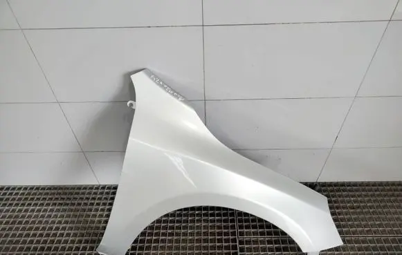 Volvo V60 Fender