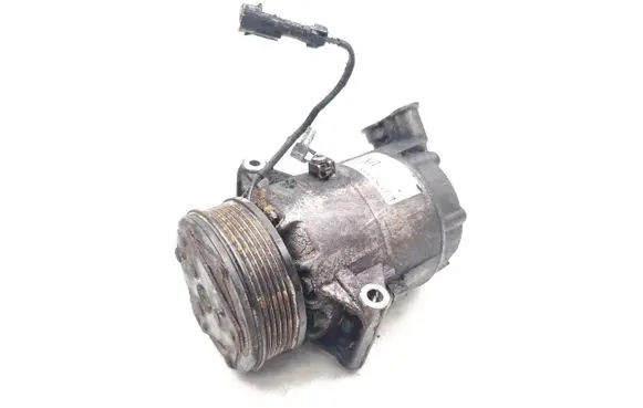 Opel Zafira B Air conditioning (A/C) compressor (pump) 13286088
