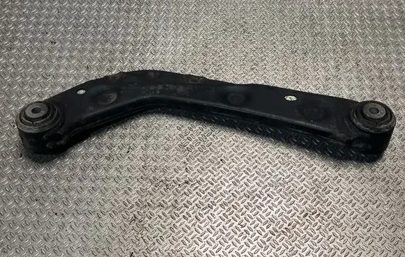 Rear control arm