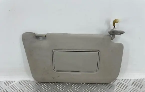 Nissan X-Trail T32 Sun visor