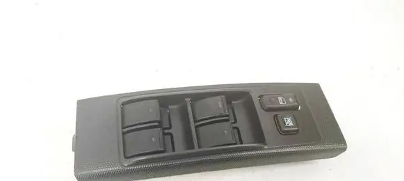 Toyota Corolla Verso AR10 Electric window control switch 848200F030