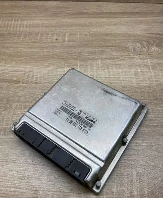 Mercedes-Benz Sprinter W901 W902 W903 W904 Engine control unit/module ECU A6111530591 0281011484