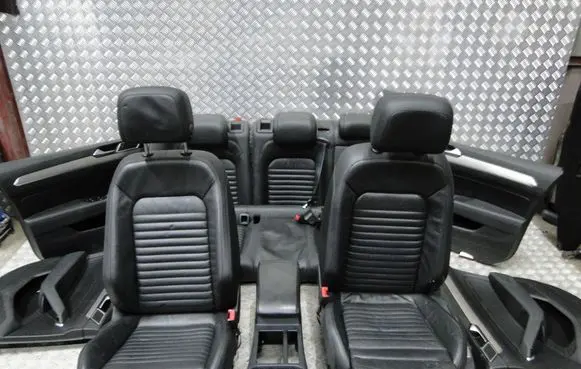 Volkswagen PASSAT B8 Seat set 
