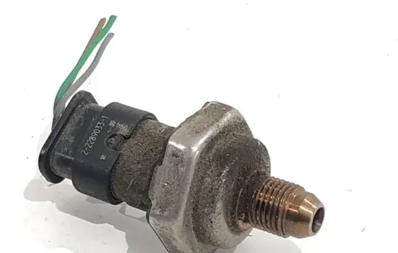Peugeot 308 Fuel pressure sensor 9812191080