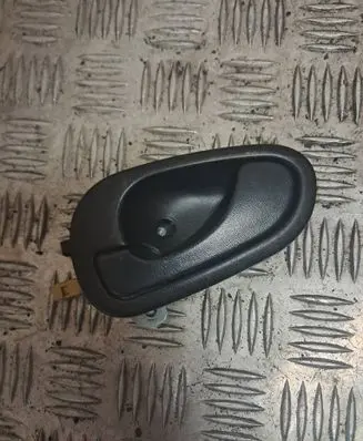 Mitsubishi Space Star Front door interior handle 