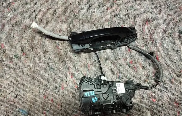 Seat Ibiza V (KJ) Rear door lock 10A839016B 3T0837017E 5N0839885H