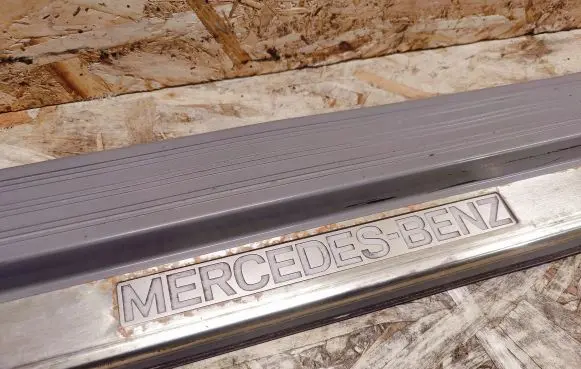Mercedes-Benz S W140 Front sill trim cover 1406800935