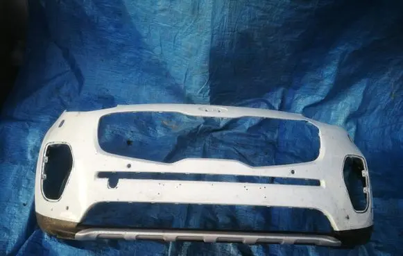 KIA Sorento Front bumper