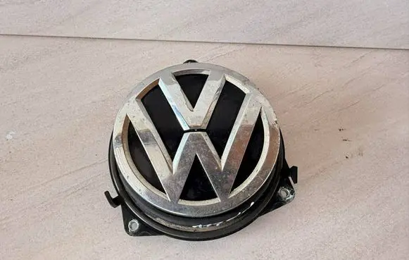 Volkswagen Golf VII Tailgate trunk handle 5G6827469C