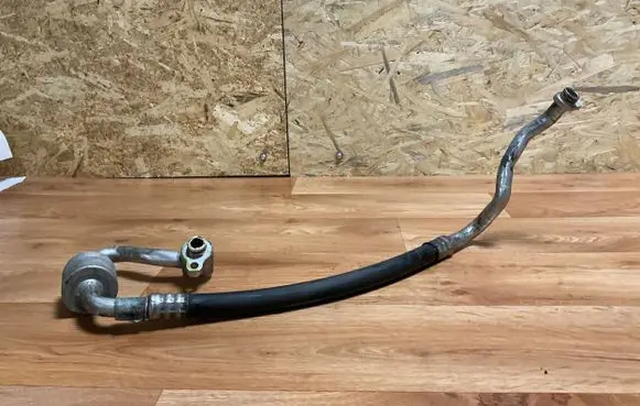 Ford Mondeo MK IV Air conditioning (A/C) pipe/hose 
