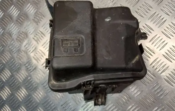 Citroen C3 Fuse box set 9657287080 9657287180