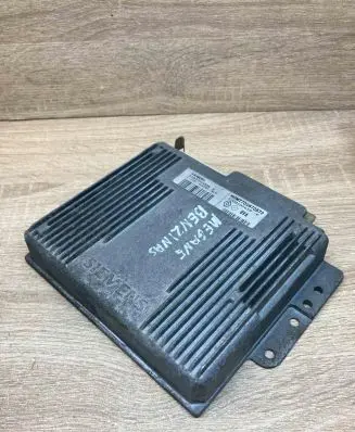 Renault Megane I Engine control unit/module ECU 7700870572 S103750004C