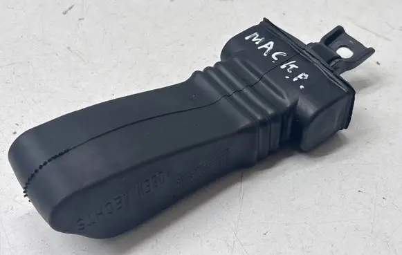 Porsche Macan (95B) Front door check strap stopper 8R0837267C