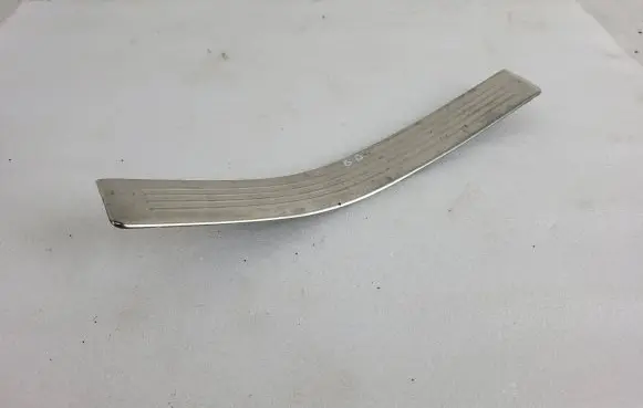 Mercedes-Benz E W212 Rear sill trim cover A2126861236