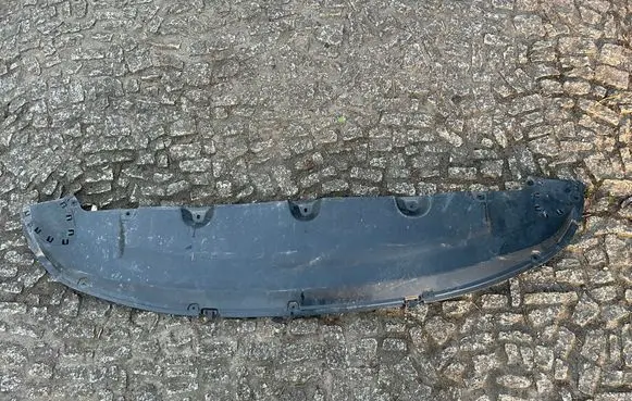 Audi e-tron Front bumper skid plate/under tray 4KE807611