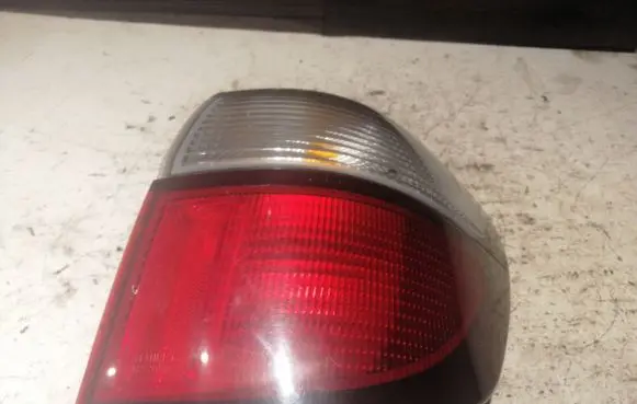 Mazda 626 Rear/tail lights R2265