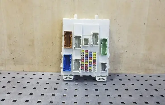 Ford Kuga II BSM Control unit DV6T14A073FH