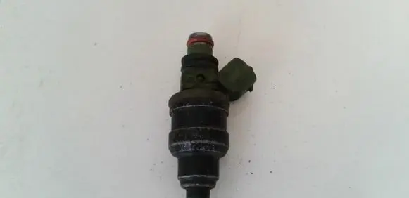 Mazda 323 Fuel injector INP484 INP-484