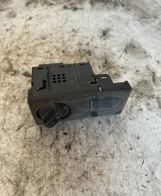 Volkswagen Transporter - Caravelle T4 Light switch