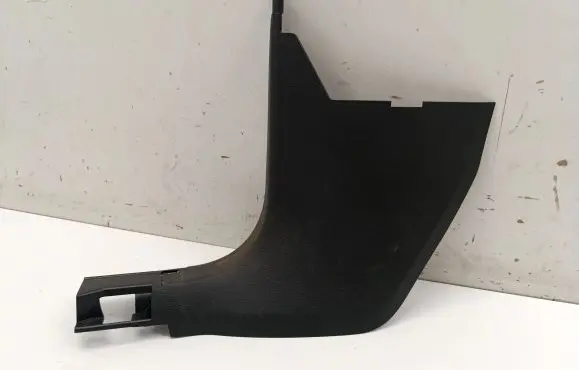 Volkswagen Golf VIII Front sill trim cover 5H2863483