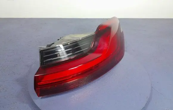 BMW X4 F26 Rear/tail lights 7409396