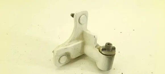 Mercedes-Benz GLK (X204) Front door lower hinge 2047201237 A2047201237