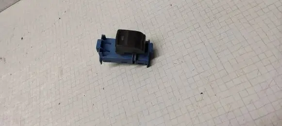 Toyota Verso Electric window control switch 8481005070 30170440