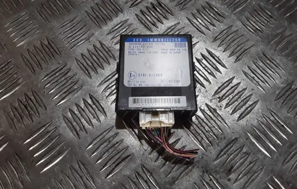 Toyota Corolla E120 E130 Immobilizer control unit/module 8978012140