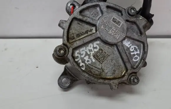 Opel Astra K Vacuum pump S27639670 55495381