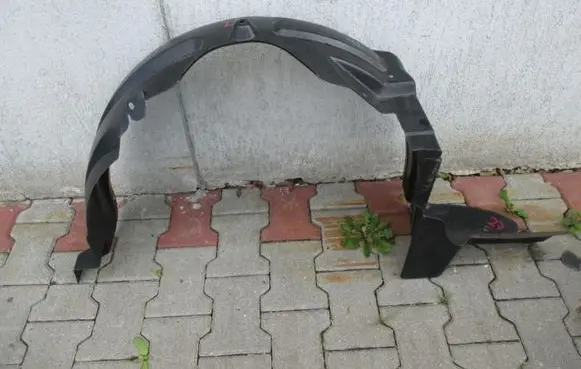 KIA Sedona Front wheel arch liner splash guards