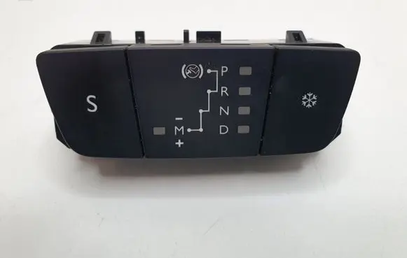 Peugeot 308 Central console control unit 96770535ZD