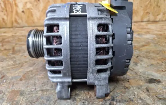 Land Rover Discovery Sport Generator/alternator EJ32-10300-AC