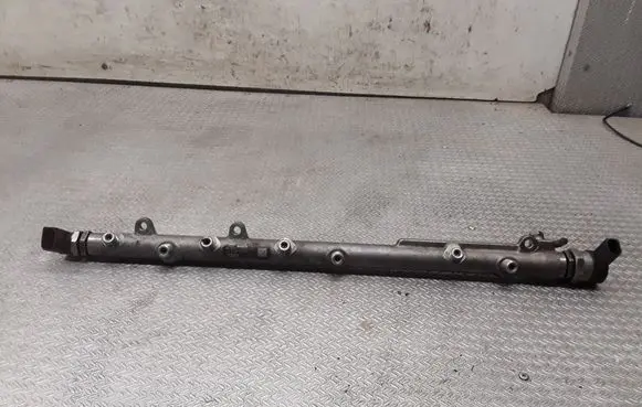 Fuel main line pipe