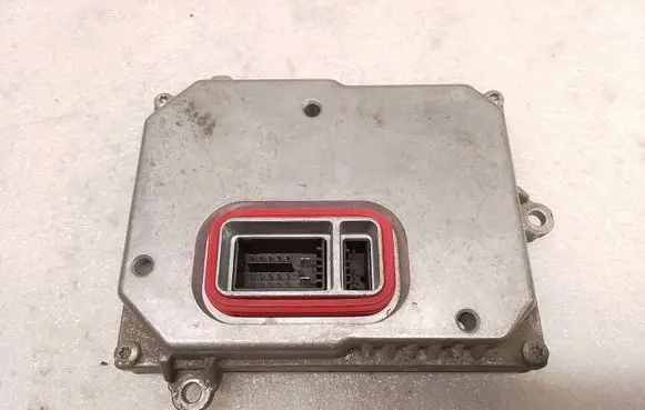 Audi A4 S4 B7 8E 8H Headlight ballast module Xenon 1307329115