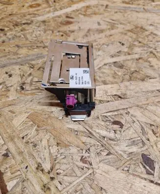 Ford Transit Custom Aerial antenna amplifier HS7T19K351AA 2222 GKZJA