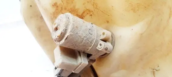 Chrysler Voyager Windscreen/windshield washer pump