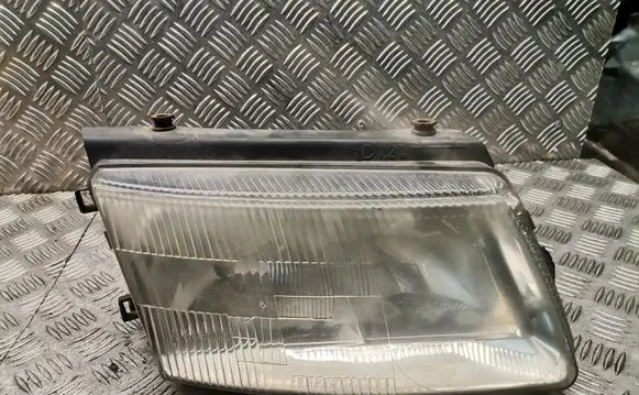 Volkswagen PASSAT B5 Headlight/headlamp 205079b